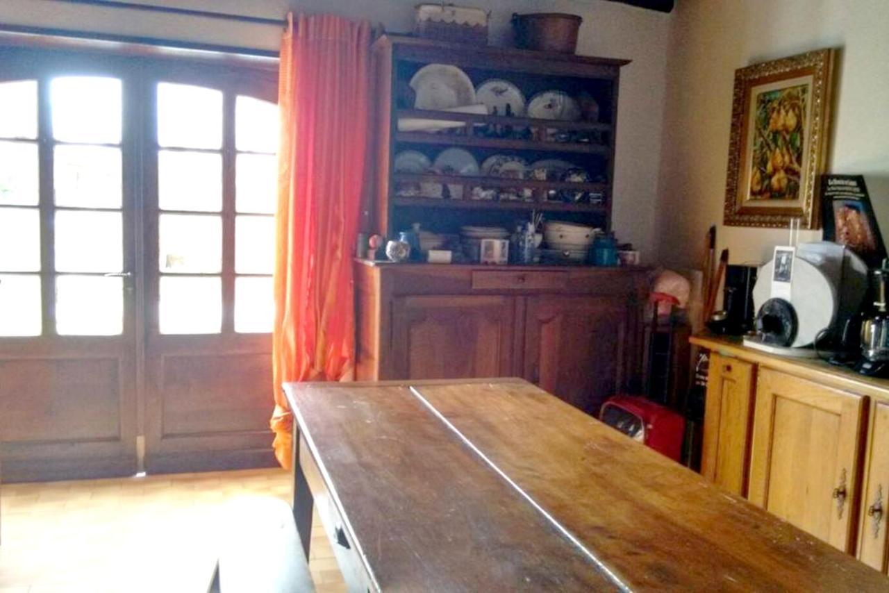 Maison Spacieuse A St Constant Fournoules Avec Jardin Saint-Constant 外观 照片