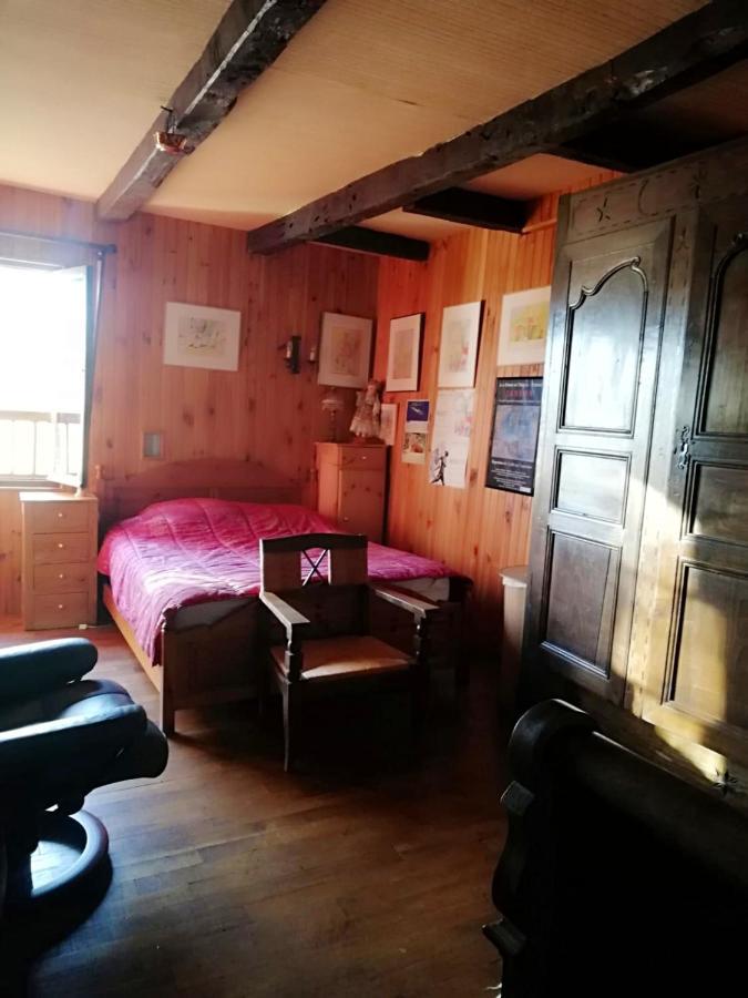 Maison Spacieuse A St Constant Fournoules Avec Jardin Saint-Constant 外观 照片