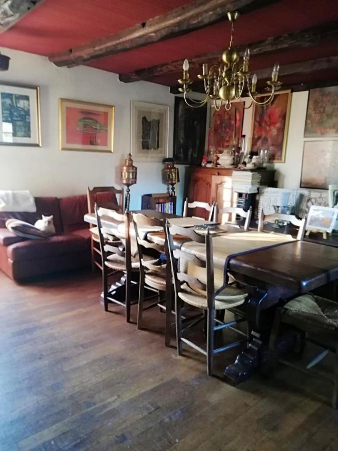 Maison Spacieuse A St Constant Fournoules Avec Jardin Saint-Constant 外观 照片